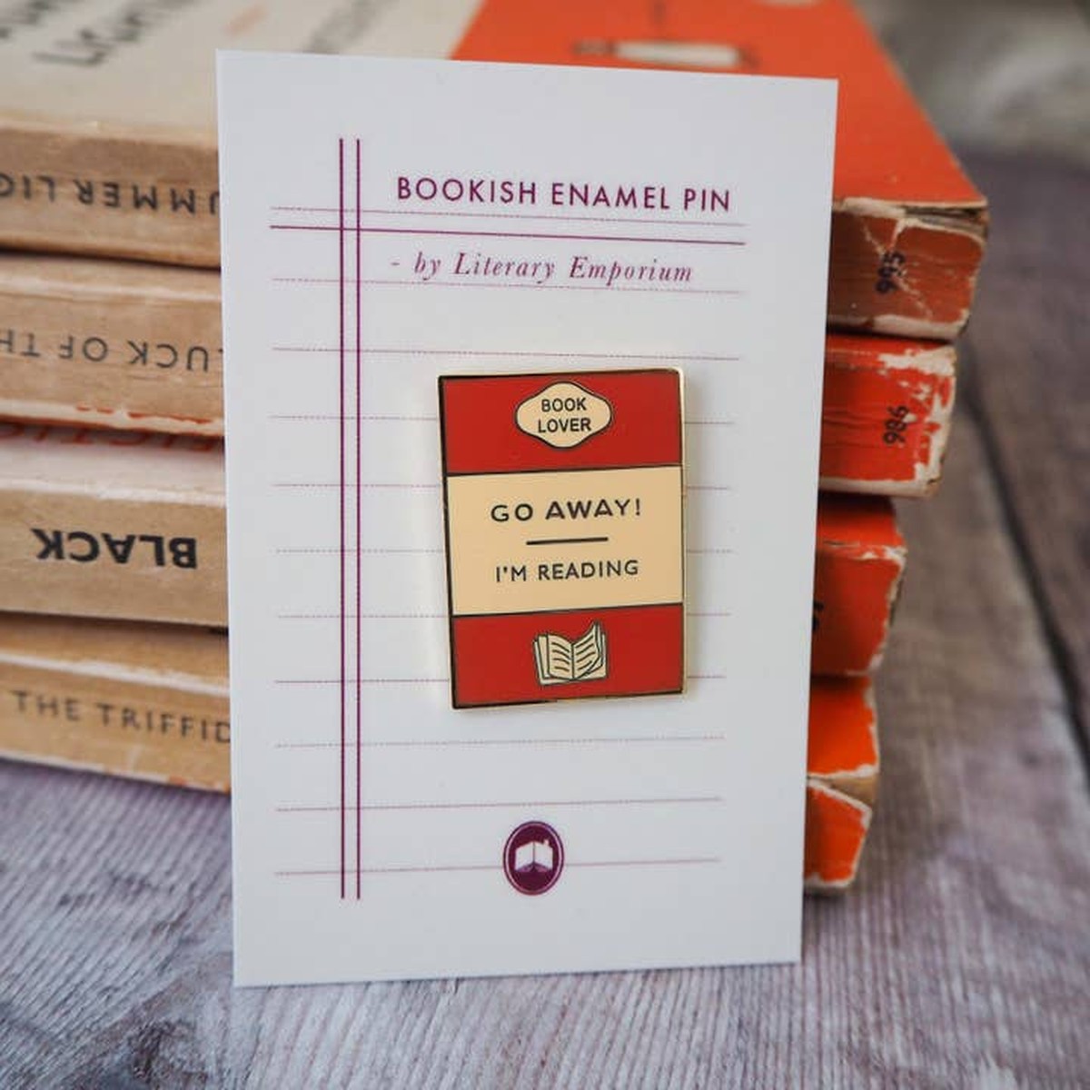 'Go Away I'm Reading' Book Lover Enamel Pin Badge / Κονκάρδα Βιβλιοφάγου